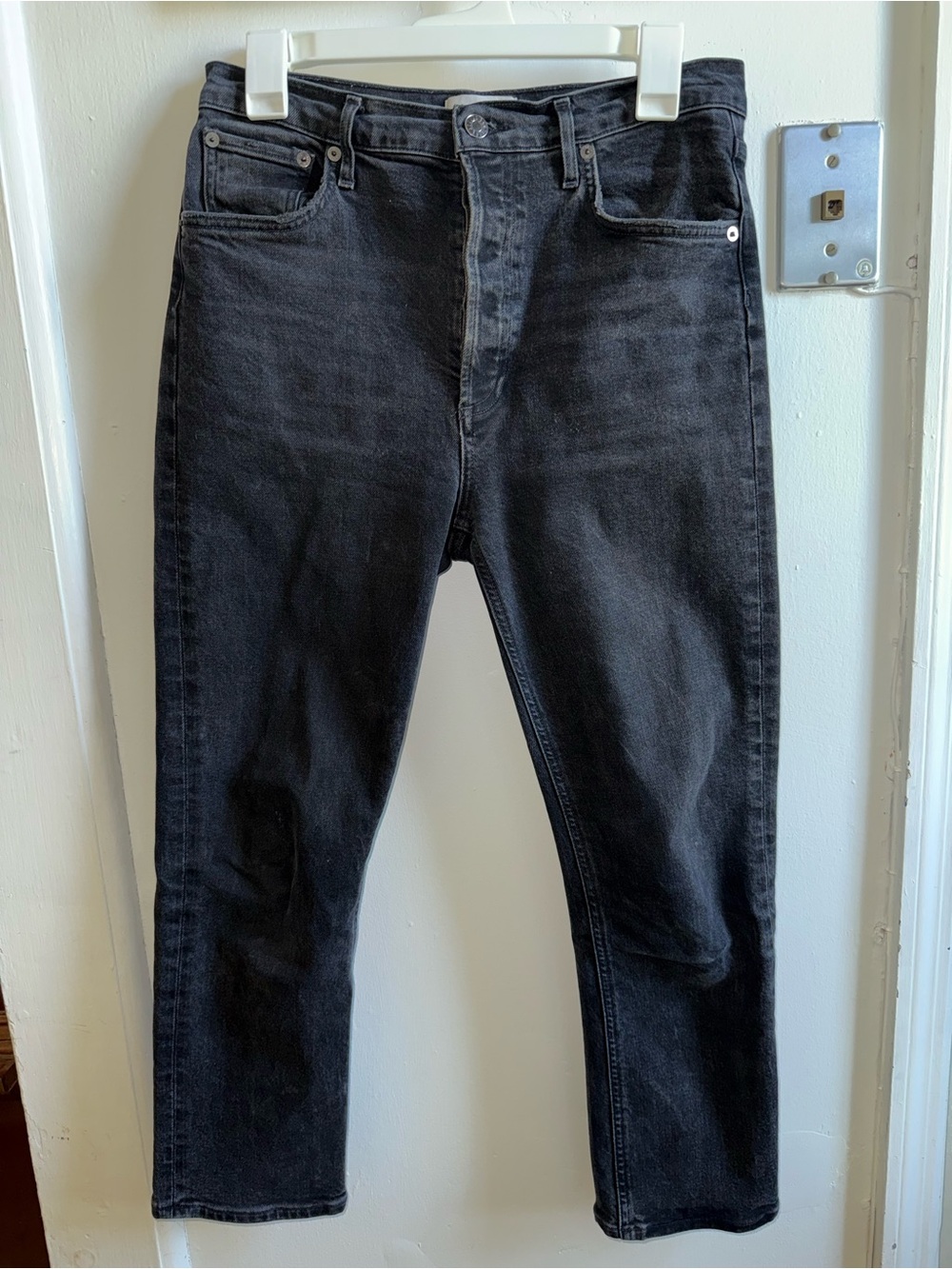 AGOLDE Riley High Rise Straight Jeans 28 Faded Black Grey - Picture 2 of 11